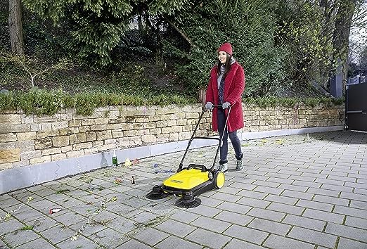 KÄRCHER S 4 Twin Push Sweeper - Image 2